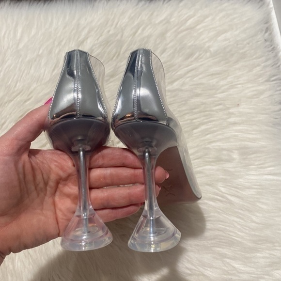 New Amina Muaddi Rosie glass pointed toe pump size 39.5EU - Picture 7 of 15